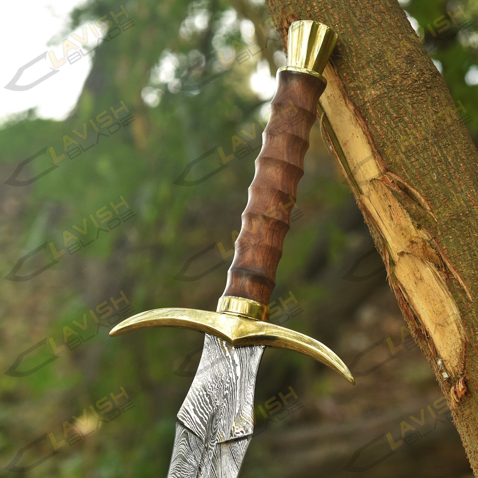 Custom Damascus Viking Sword 32 Inch Rosewood Handle with Brass Guard - Lavish Blade