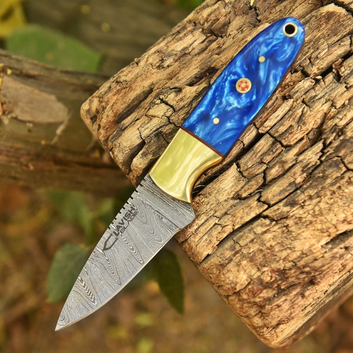 Damascus Skinner Bushcraft Knife 7 Inch Resin and Brass Handle with Sheath - Lavish Blade