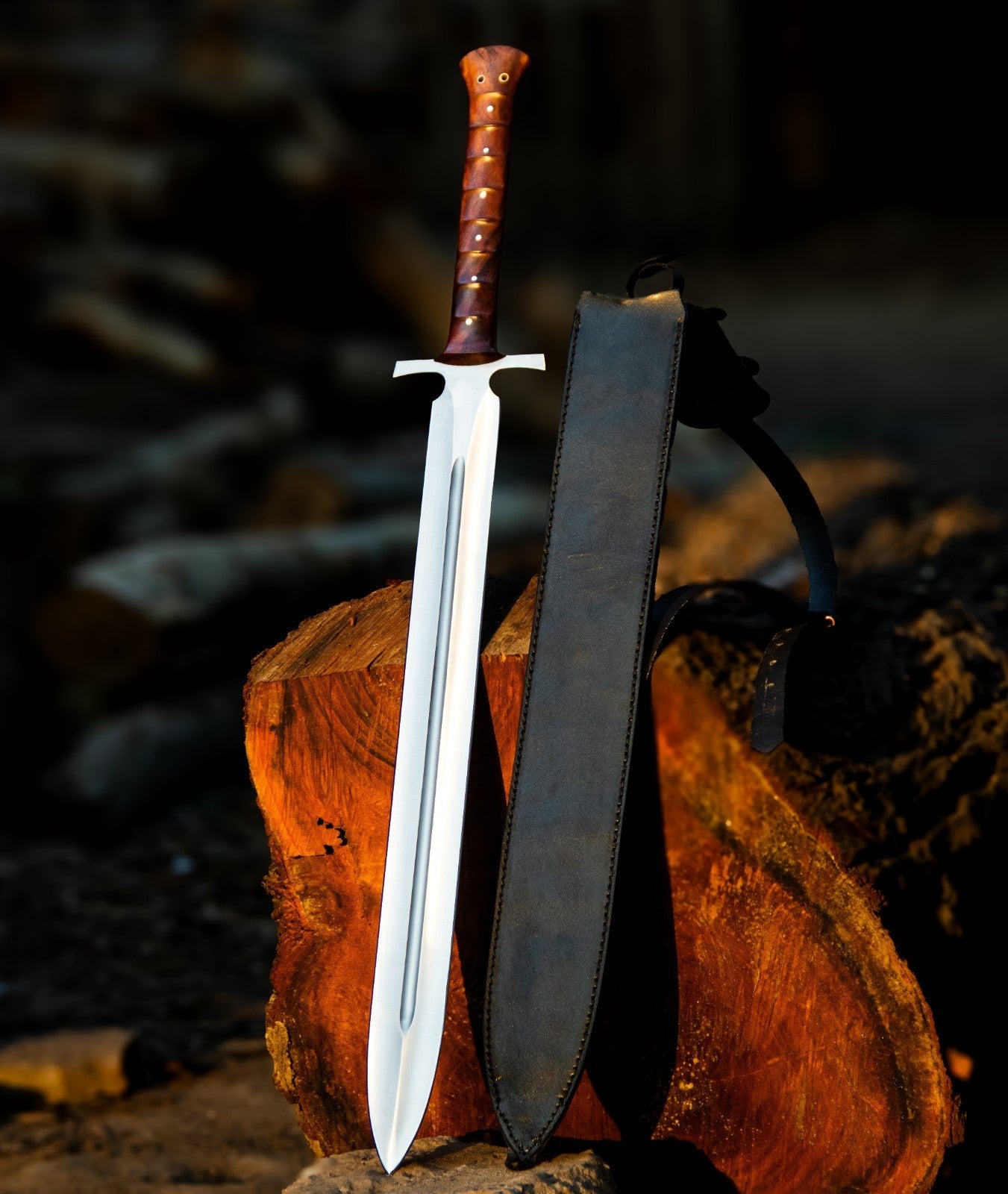 Handmade Celtic Leaf Sword Replica Carbon Steel with Rosewood Handle and Sheath - Lavish Blade