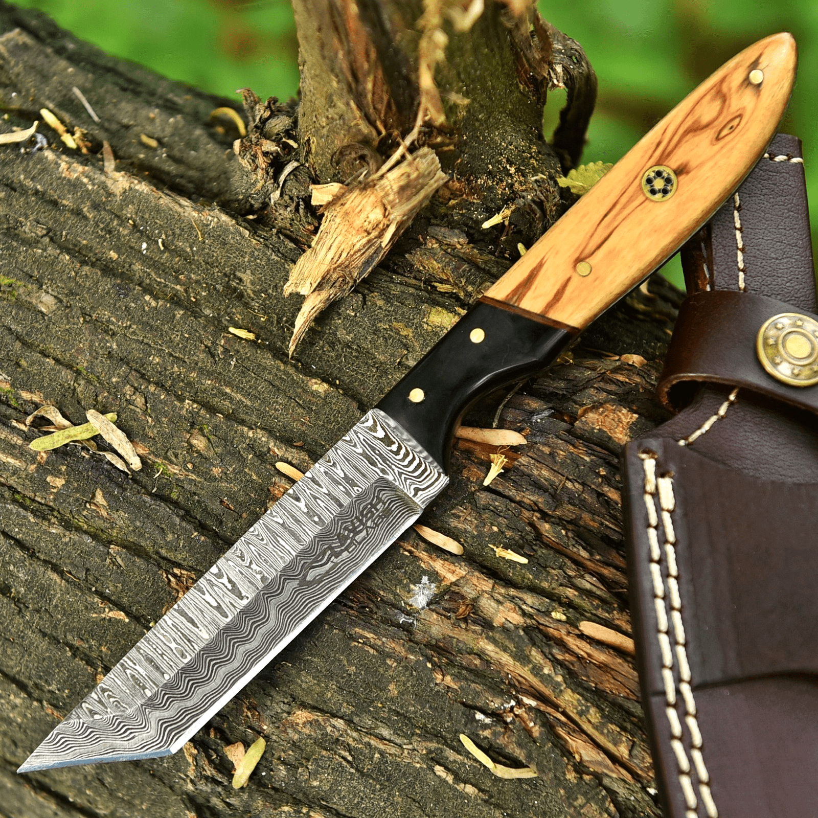 Handmade Damascus Bushcraft Hunting Knife 7.5 Inch Olive Wood Handle with Sheath - Lavish Blade