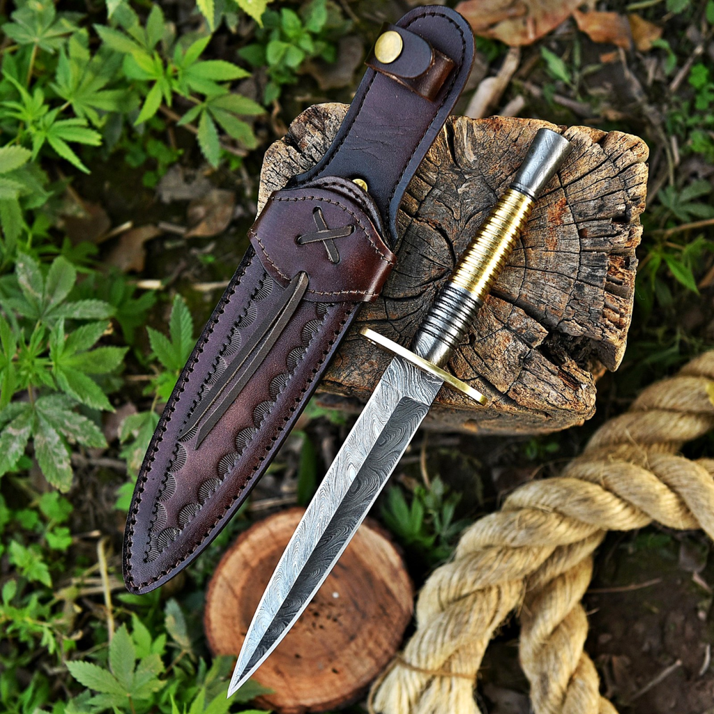 Handmade Damascus Double-Edge Dagger 12 Inch Textured Metal Grip with Sheath - Lavish Blade
