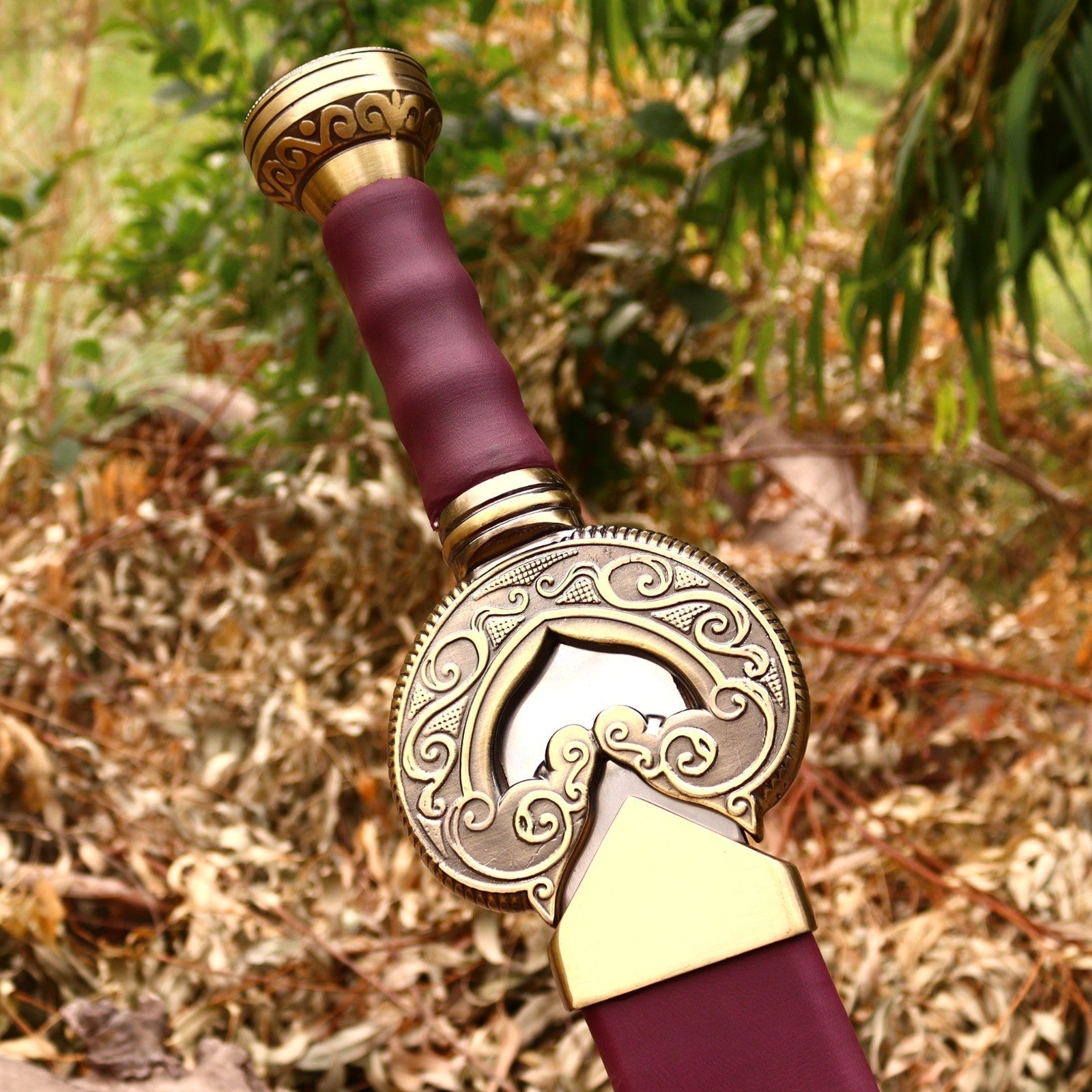Horse-Lord Medieval Longsword Replica 37 Inch Collectible - Lavish Blade